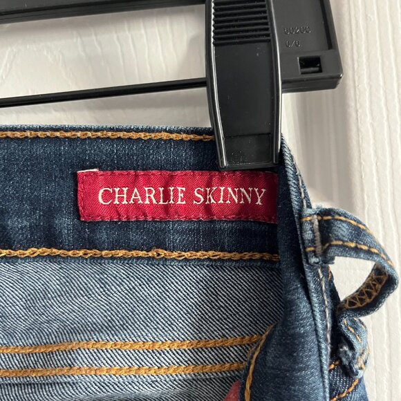 Lucky Brands Charlie Skinny Jeans - Picture 4 of 4